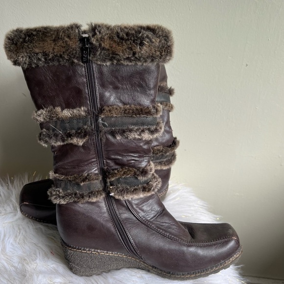 DPN Collection brown fur lined wedge boots shoes 10M - Picture 2 of 14